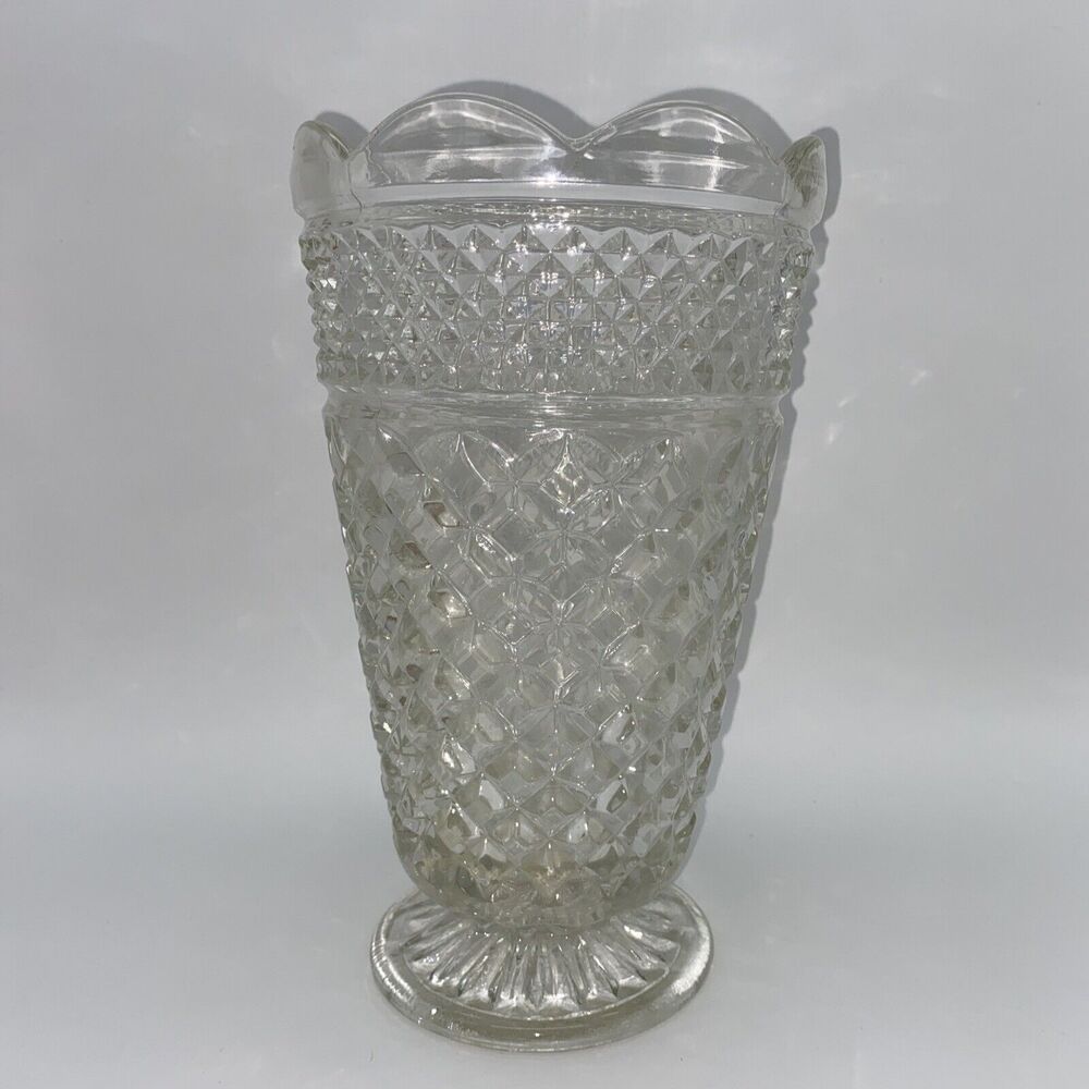 Anchor Hocking Westford Large Clear Glass 10” Flower Vase/ Decor Piece